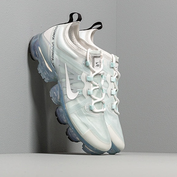 Nike Shoes - Nike vapormax shoe Nike Shoes - Nike vapormax shoe